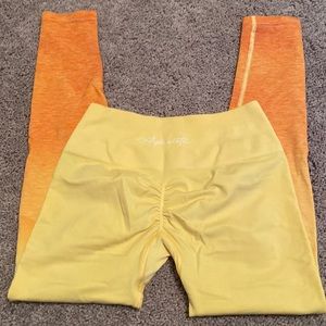 Alphalete amplify ombrè honey